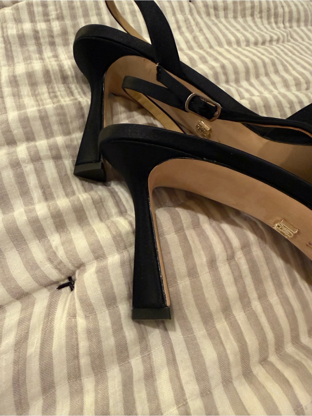 Badgley Mischka Graciella Black Pointed-Toe Slingback Satin Pump - Picture 9 of 10